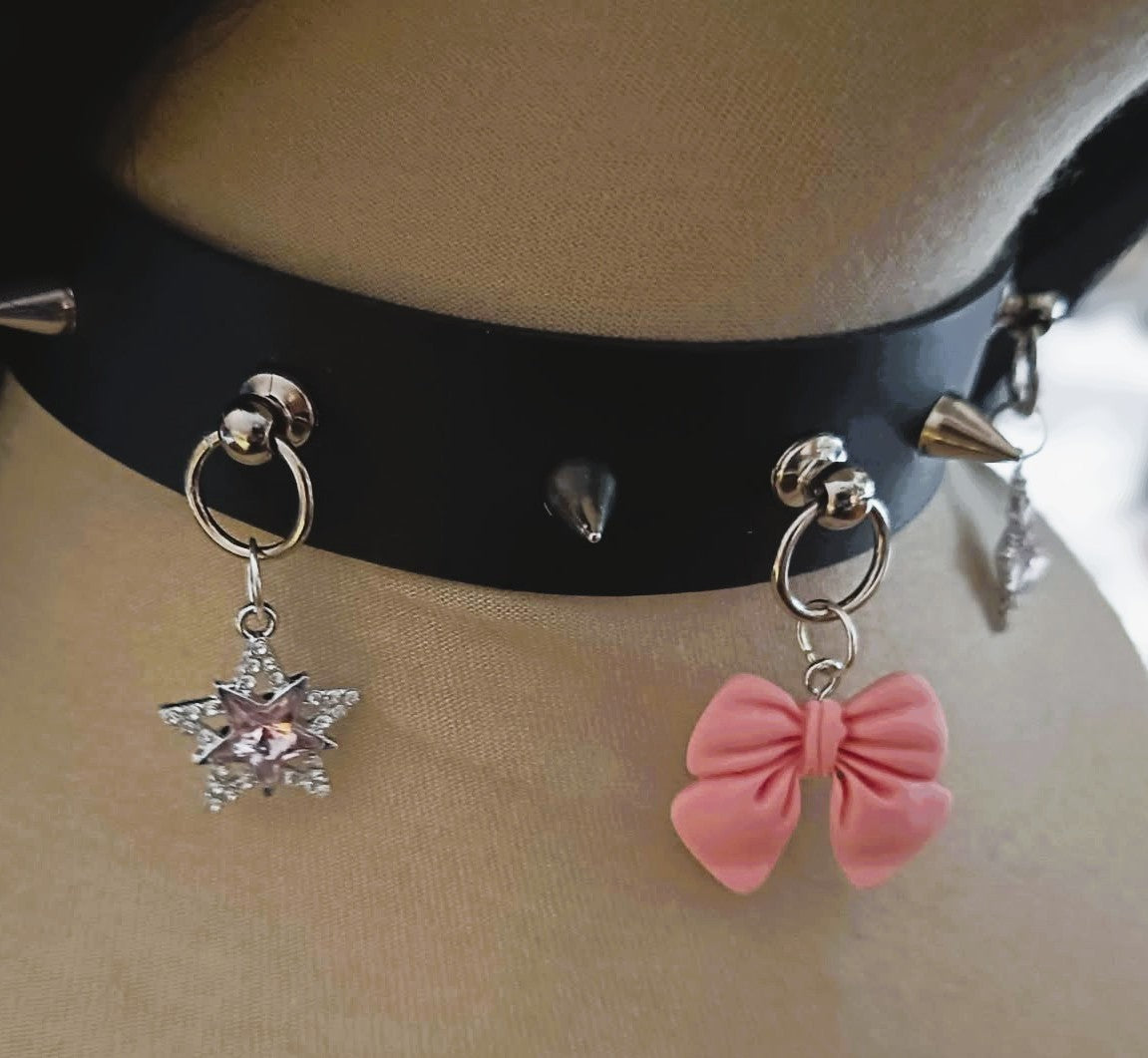 SÜSSE, ROSAFARBENE SCHLEIFE ・ CHOKER