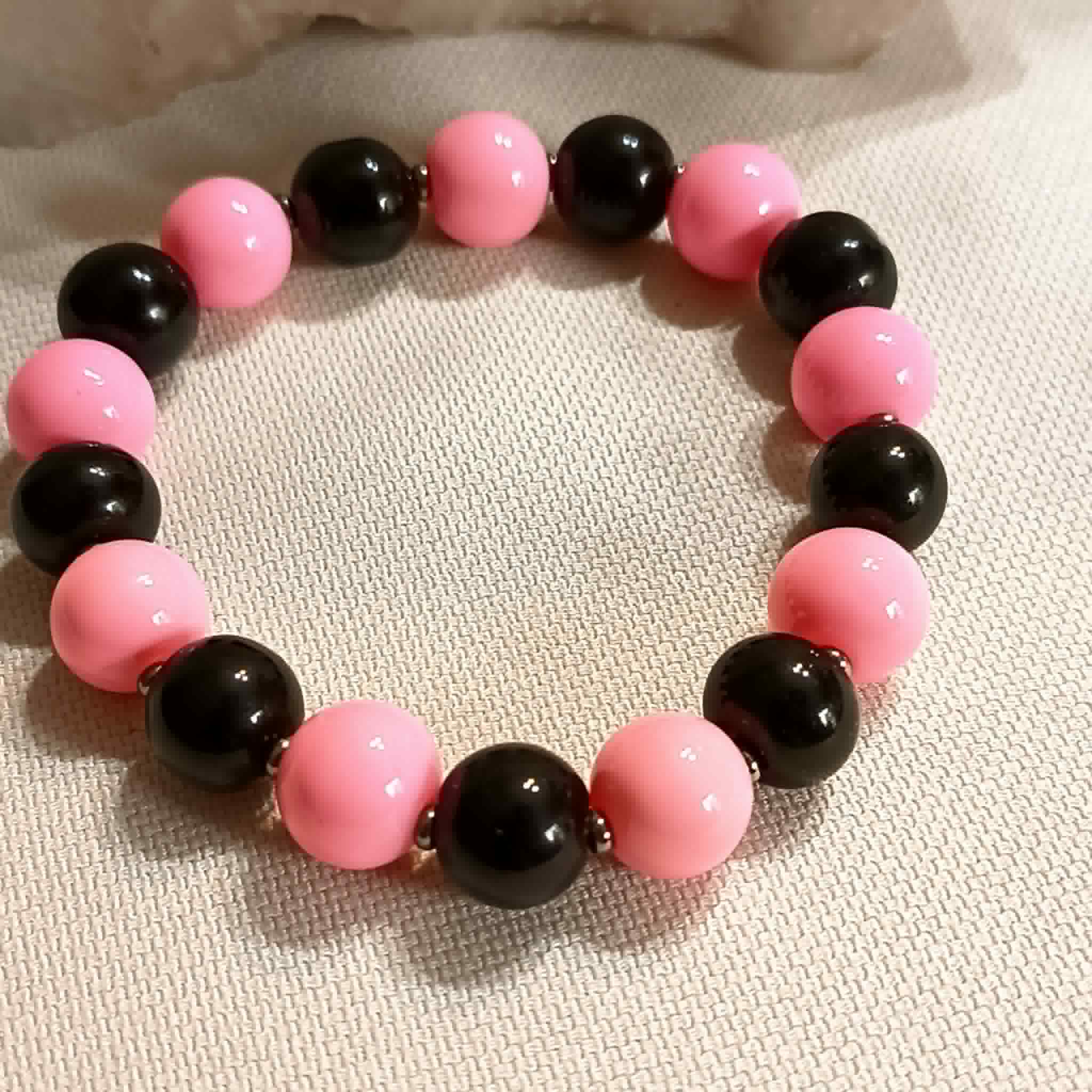 Round World  -  BRACELET