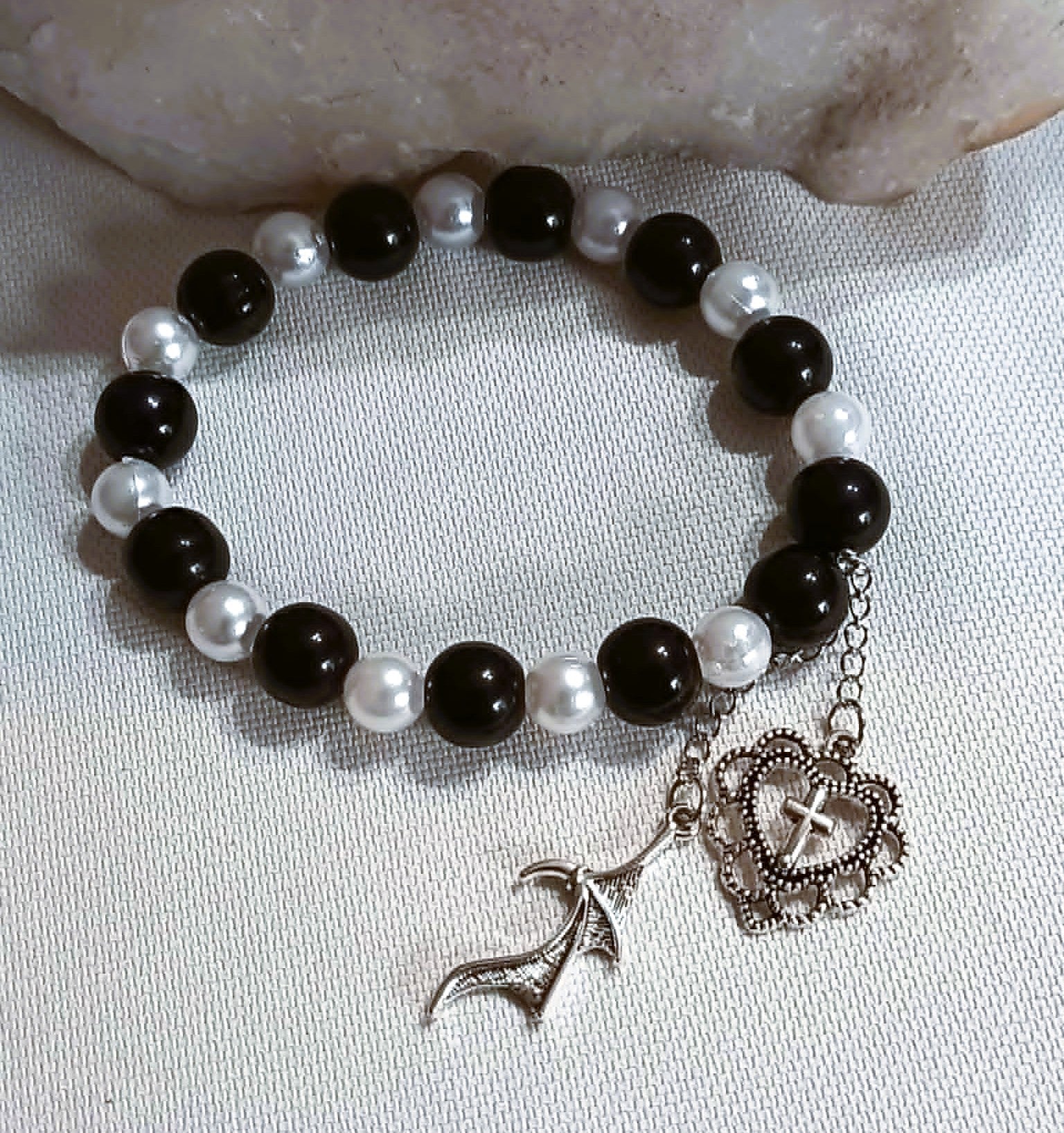 Black and White in The Heart  - BRACELET