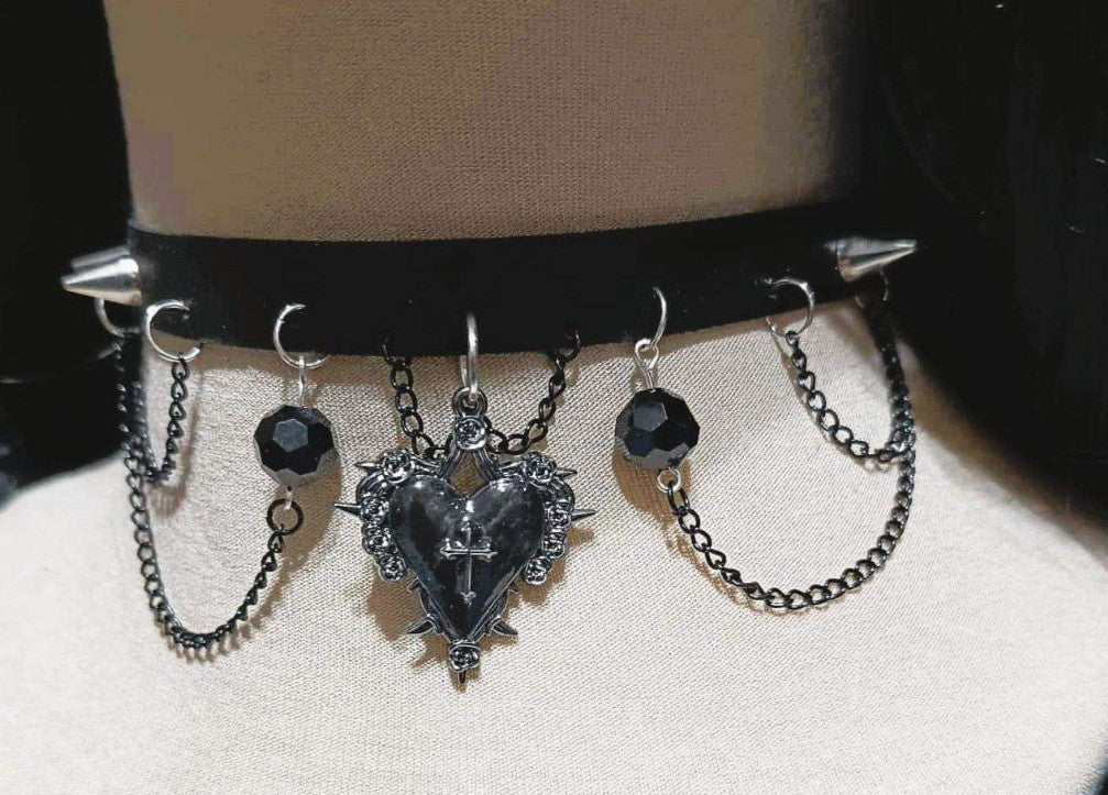 Herz-Ketten-Gothic-Choker