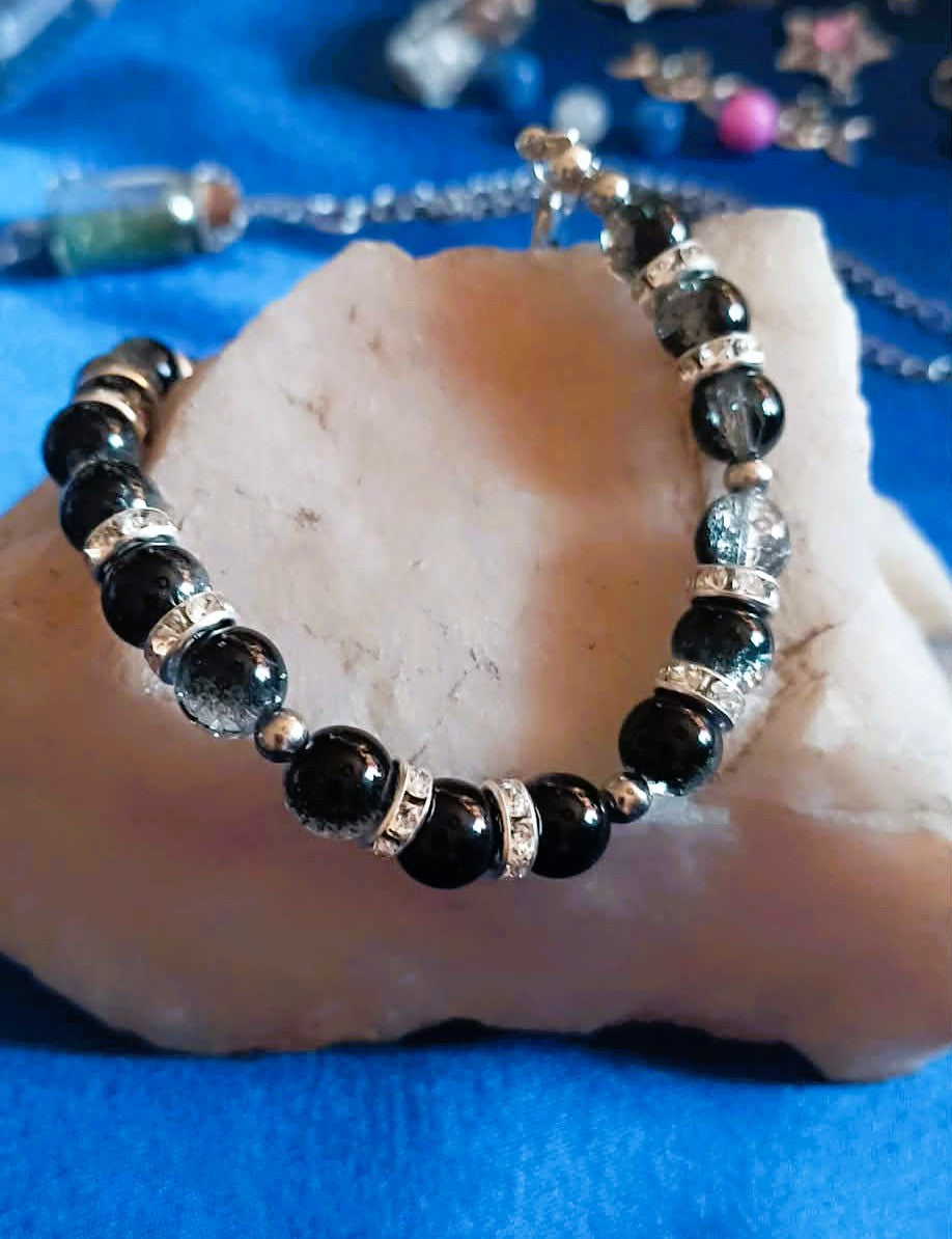 Das Innere einer schwarzen Kugel ・ ARMBAND