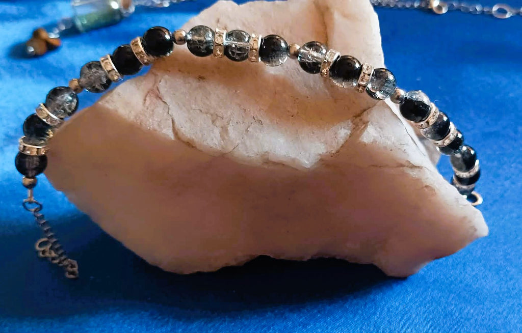 Das Innere einer schwarzen Kugel ・ ARMBAND