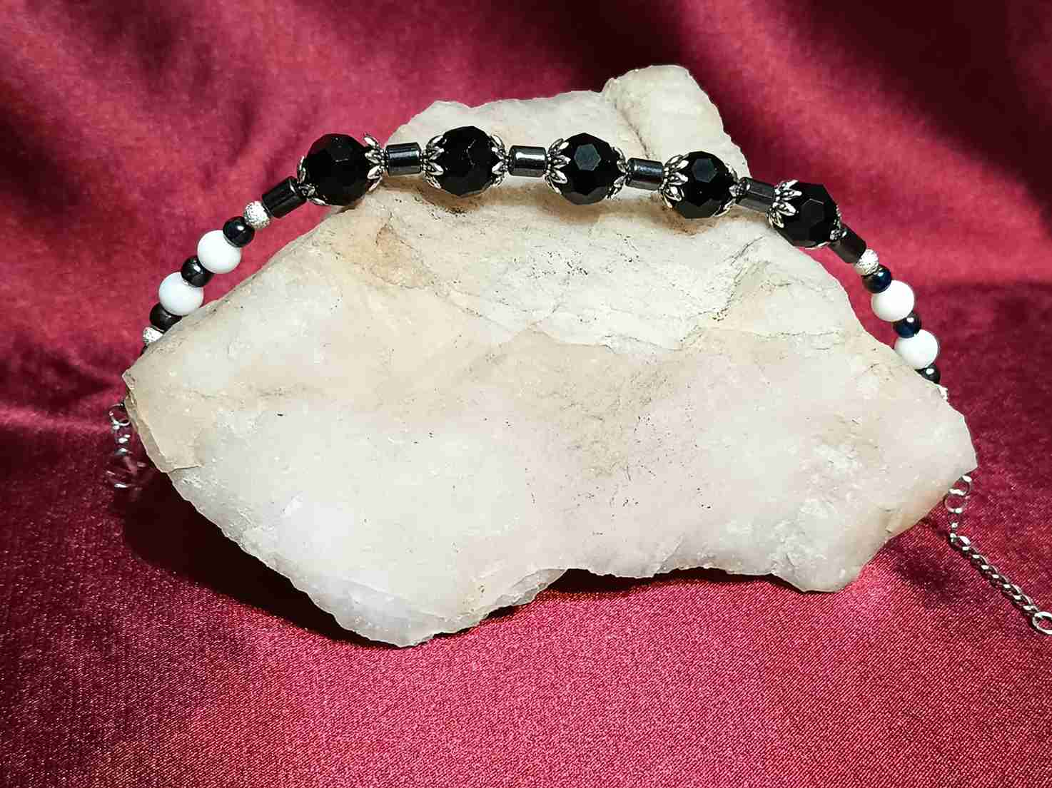 Schwarzer Kristall-Touch ・ ARMBAND