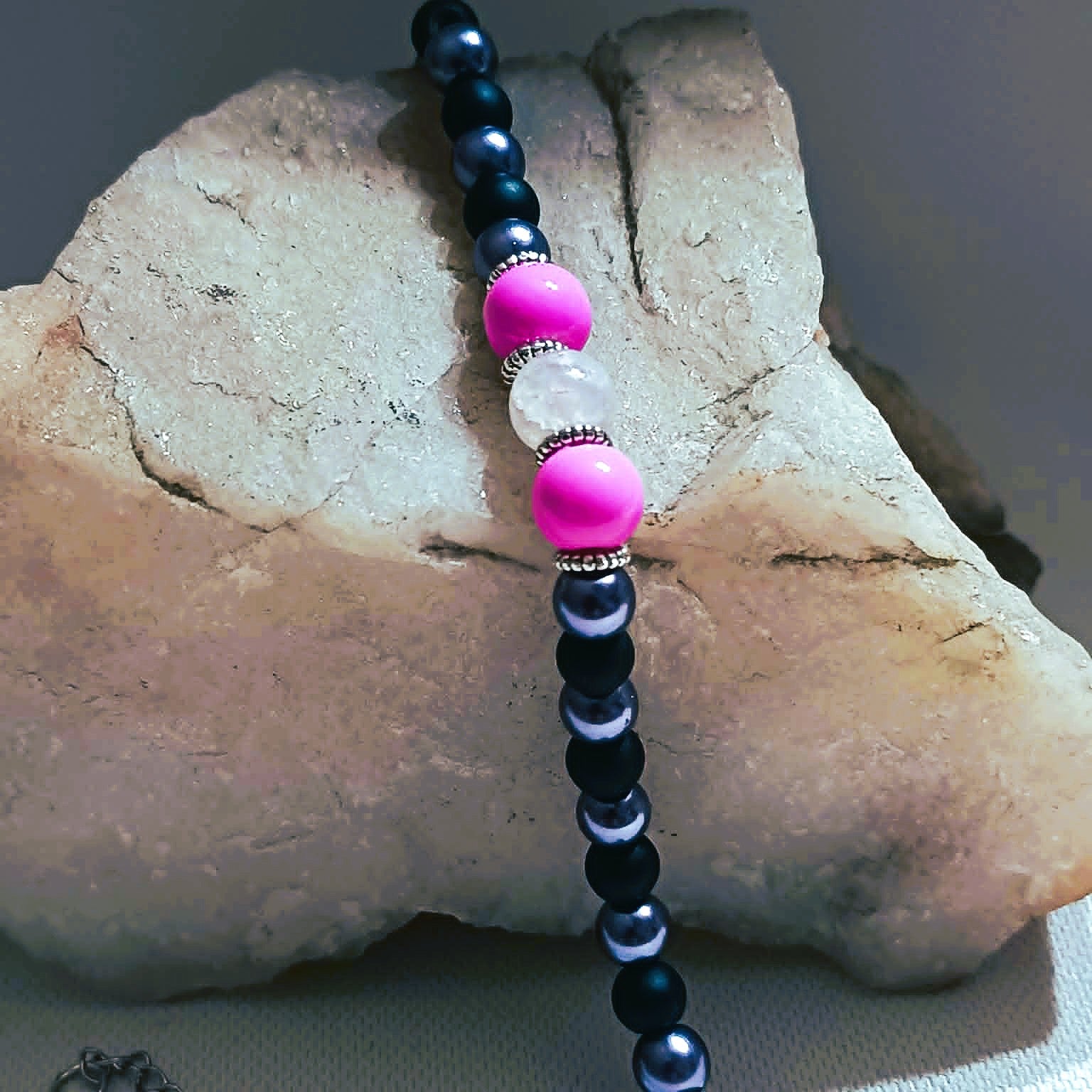 Pink locked in darkness  -  BRACELET