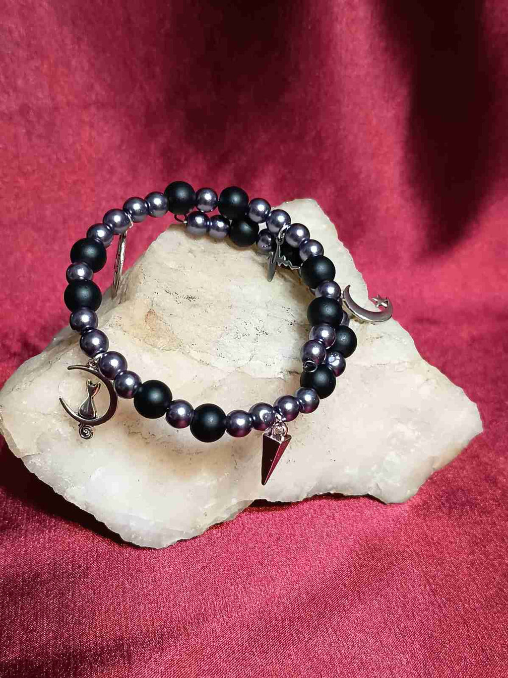 Ein dunkles kleines Ding・ ARMBAND