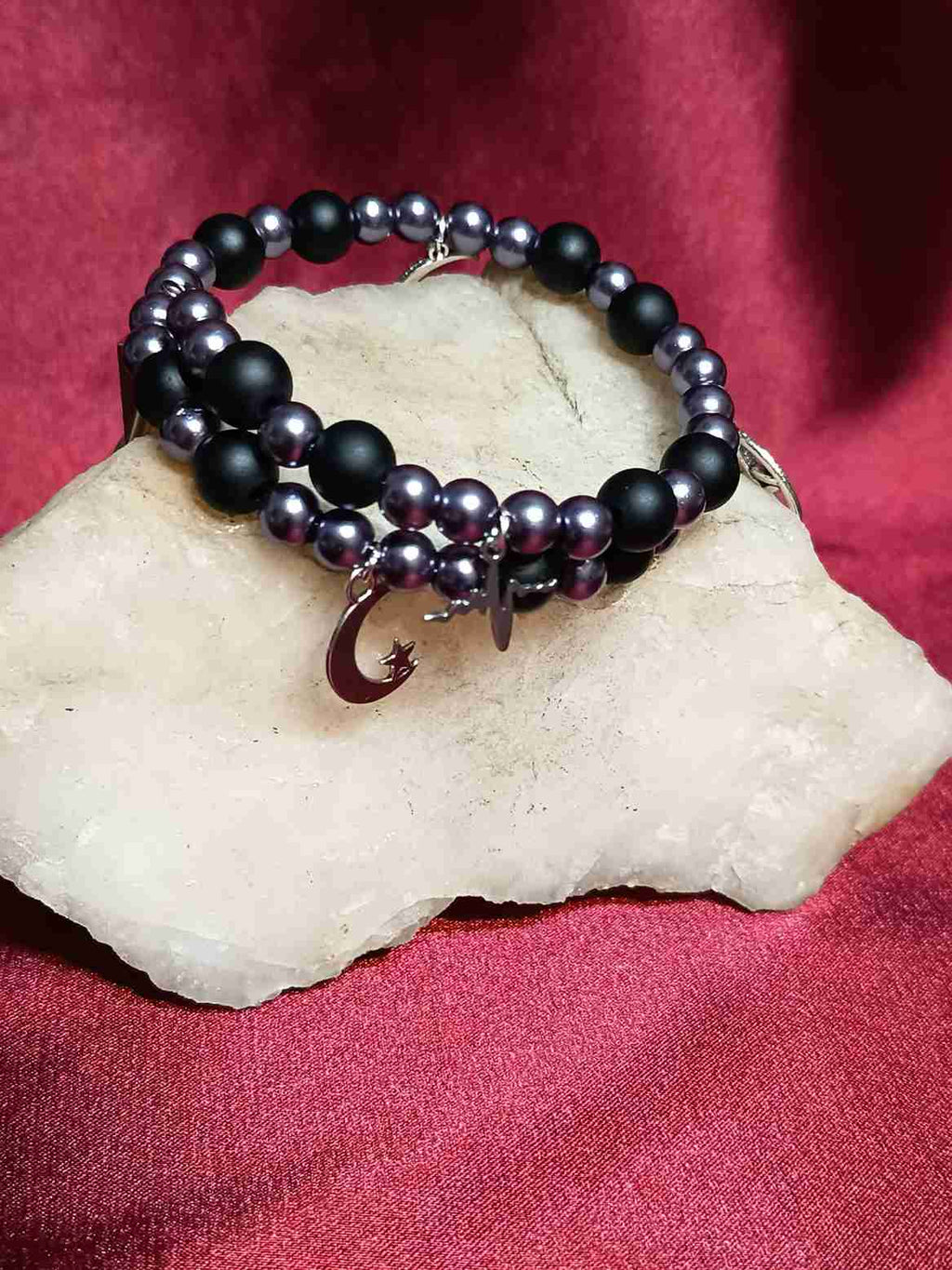 Ein dunkles kleines Ding・ ARMBAND