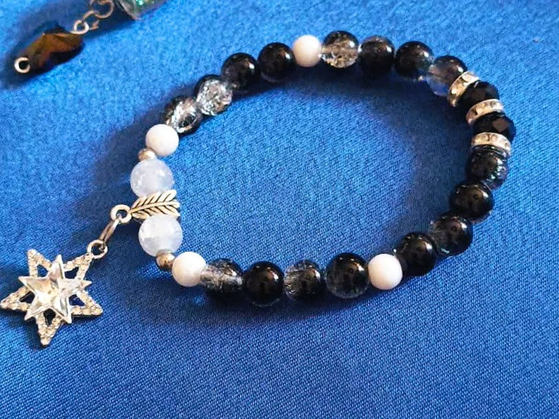 Schwarz-weißer Ball mit dem Stern ・ ARMBAND