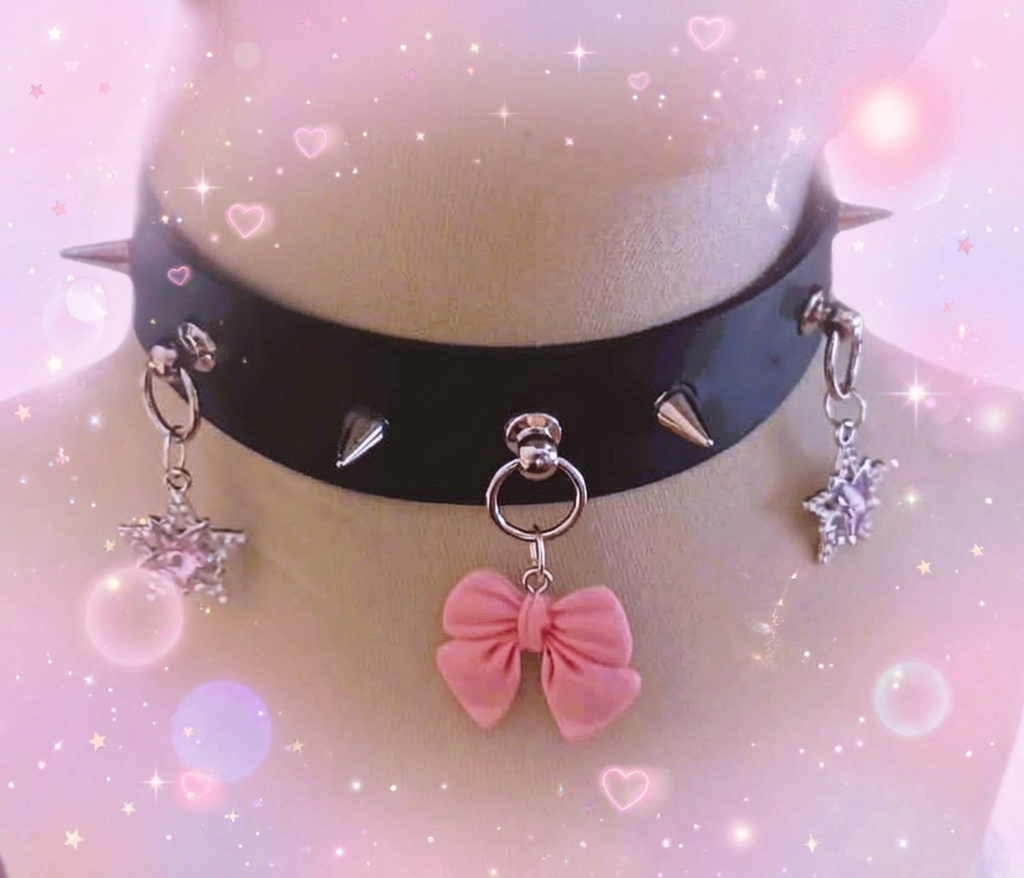 SÜSSE, ROSAFARBENE SCHLEIFE ・ CHOKER