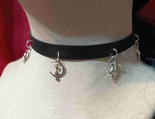 KATZEN AUF DEM MOND • CHOKER