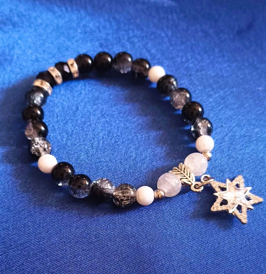 Schwarz-weißer Ball mit dem Stern ・ ARMBAND