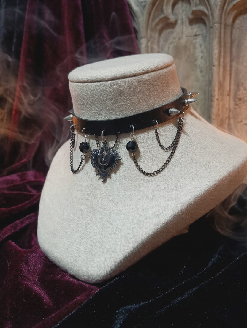 Herz-Ketten-Gothic-Choker